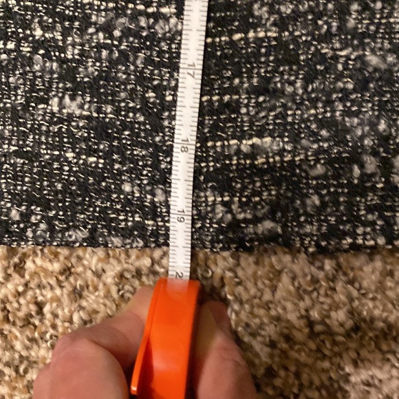 Ann Taylor pencil skirt - Picture 6 of 7